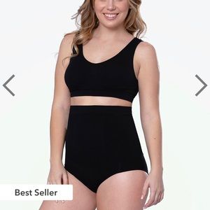 Shapermint Shaping panties beige size small